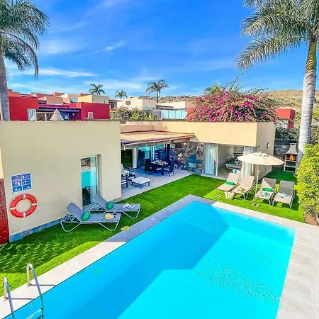 Par 4 18 Villa *