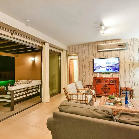 Par 4 18 Villa *